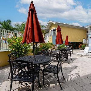 Harbour House At The Inn 318 Fort Myers Beach Exterior photo