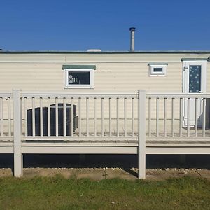 Red 2 Caravan Ingoldmells 6 Berth 3 Bedrooms Exterior photo