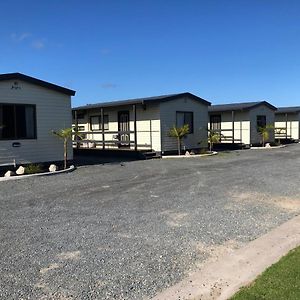 Lakes Main Holiday Park Hotel Lakes Entrance Exterior photo