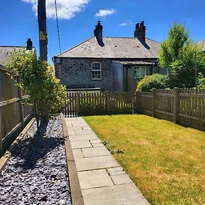 8 Duke Street - Launceston Cornwall Villa Exterior photo