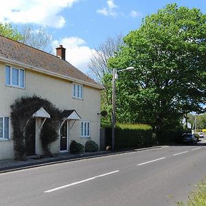 3 Riverside Cottages Charmouth Exterior photo