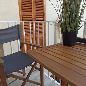 Beautiful Studio Apartment In Qormi Malta Exterior photo