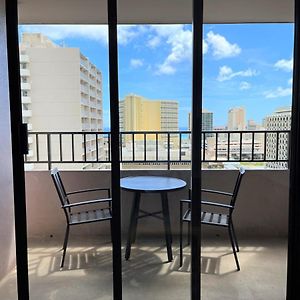 Royal Kuhio 1709 - Spacious Studio With Stunning Ocean City Views In The Heart Of Waikiki! Villa Honolulu Exterior photo