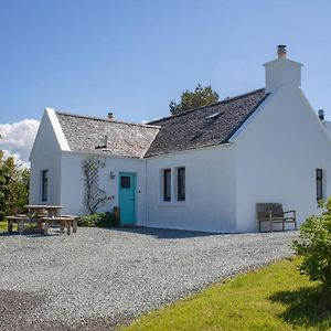 Ploughman'S Cottage Edinbane Exterior photo