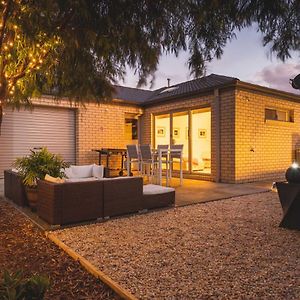 La Casa Serenita - Peaceful Getaway In Geelong Villa Moolap Exterior photo