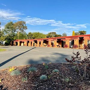 Tarra Motel Yarram Exterior photo