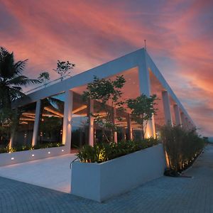 Grand Silver Ray Hotel Ratnapura Exterior photo