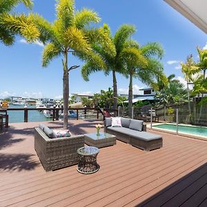 Cairns Beaches Home, Marina View, Sleeps 12 Yorkeys Knob Exterior photo