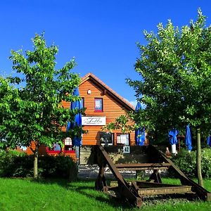 Familiengasthof Schaller Hotel Floss Exterior photo