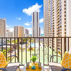 City & Ocean Views 1Br, Steps From Waikiki Beach & Free Parking! Apartment Honolulu Exterior photo