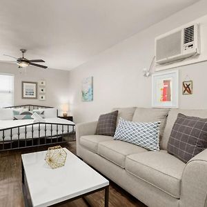 Walk To Zilker King Bed Pool Free Parking Apartment Austin Exterior photo