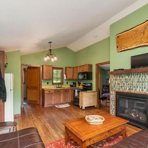 $99 Midweek-2 Bedroom-Riverfront-Fireplace- Pet Ok Pine City Exterior photo