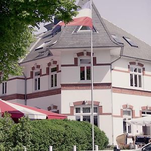 Heinsens Ellerbek Bed & Breakfast Room photo