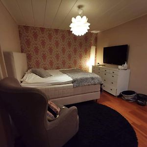 Own Room With Big Bed In A Big House! Lulea Exterior photo