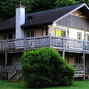 Slide Mountain Forest House Hotel Oliverea Exterior photo