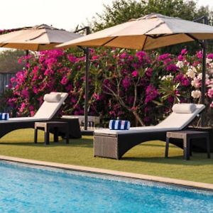 Saffronstays Brunton House, Alibaug - Luxury Pool Villa Near Awas Beach Alibag Exterior photo
