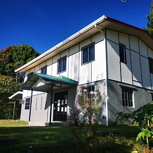 The Explorer Kundasang Villa Exterior photo