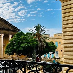 House Of Character In Valletta Villa Exterior photo