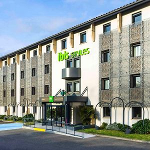 Ibis Styles Toulouse Nord Sesquieres Hotel Exterior photo