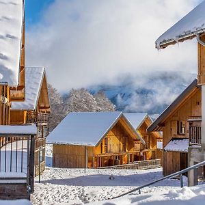 Madame Vacances Les Chalets Du Berger La Feclaz Exterior photo