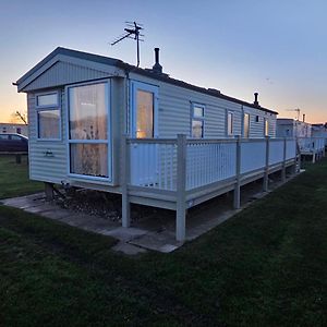 Esmeralda'S Caravan Hire Mablethorpe Hotel Exterior photo