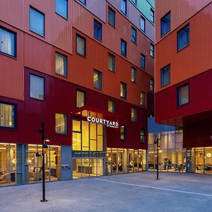 Courtyard By Marriott Paris Charles De Gaulle Central Airport Hotel Roissy-en-France Exterior photo