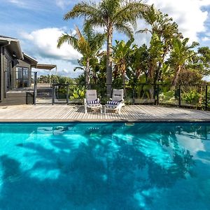 Villa Valmont - Stay Waiheke Palm Beach Exterior photo