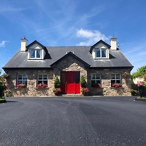 Cosy Rooms In A Stone Cottage Galway Exterior photo