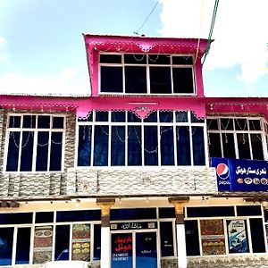 Three Star Hotel & Restaurent Malam Jabba Swat Exterior photo