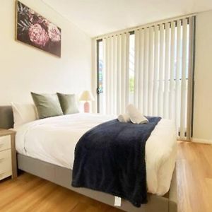 Parramatta Adorable 3Br Apt Parkingbusshopping Apartment Sydney Exterior photo