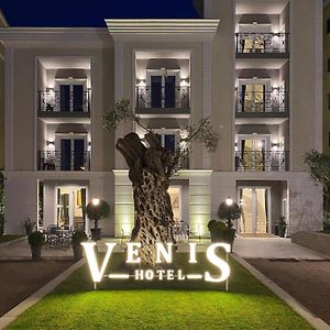 Venis Hotel Tirana Exterior photo