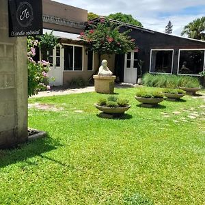 El Jardin Colonial Bed & Breakfast Calilegua Exterior photo