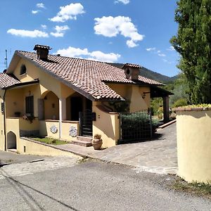 La Casa Nel Bosco Apartment Mulazzo Exterior photo