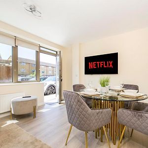 Prime Luxury, Heathrow, Freeparking, Wifi, Netflix Apartment Yiewsley Exterior photo