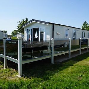 Tattershall Lakes Getaway Exterior photo