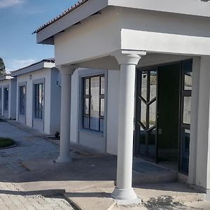 Shoeshoe Villa Maseru Exterior photo