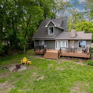 Medicine Lake Manor Minneapolis Exterior photo