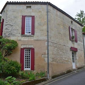 La Maison Du Tourniquet Apartment Aubeterre-sur-Dronne Exterior photo