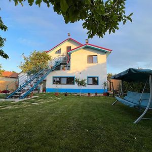 Casa Lebada Hotel Jurilovca Exterior photo