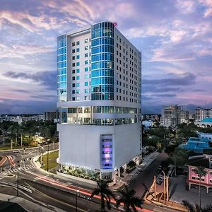 Embassy Suites By Hilton Sarasota Exterior photo