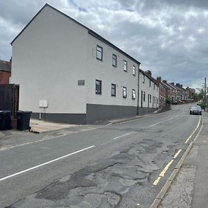 Middlecroft Apartment Chesterfield Exterior photo