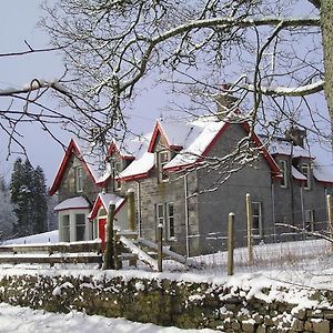 Cluny Mains Villa Newtonmore Exterior photo