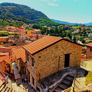 Laura Guest House Sasso Di Castalda Exterior photo