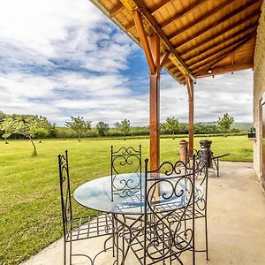 Domaine Joseph Lafarge Wine Resort Winemaker House La Maison Du Vigneron Lugny Exterior photo