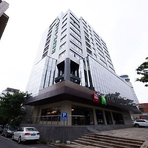 Ibis Styles Suzhou Sports Center Hotel Kunshan  Exterior photo