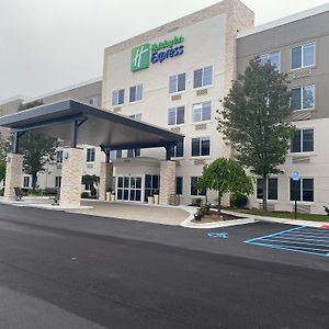 Holiday Inn Express Wixom, An Ihg Hotel Exterior photo