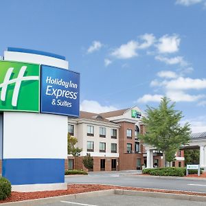 Holiday Inn Express Hotel & Suites Tappahannock, An Ihg Hotel Exterior photo