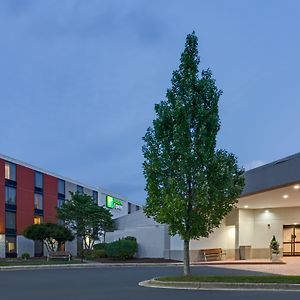 Holiday Inn Express Wilkesboro Exterior photo