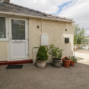 The Annexe Villa Lydney Exterior photo