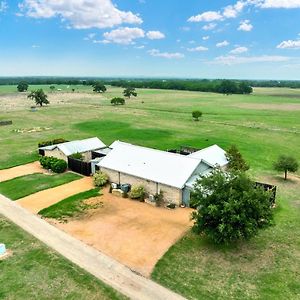 Romantic Private Cabin With Hot Tub 10 Mins To Fred! Villa Fredericksburg Exterior photo